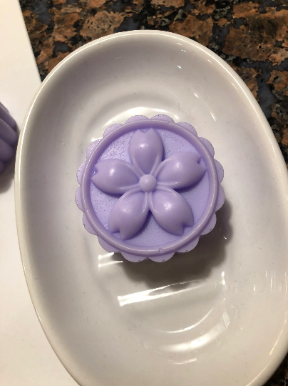 Flower Soap #4 of 4 (scalloped edge)