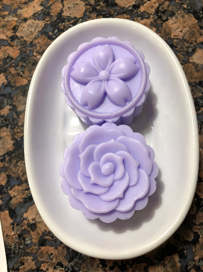 Flower Soap #1 of 4 (scalloped edge)